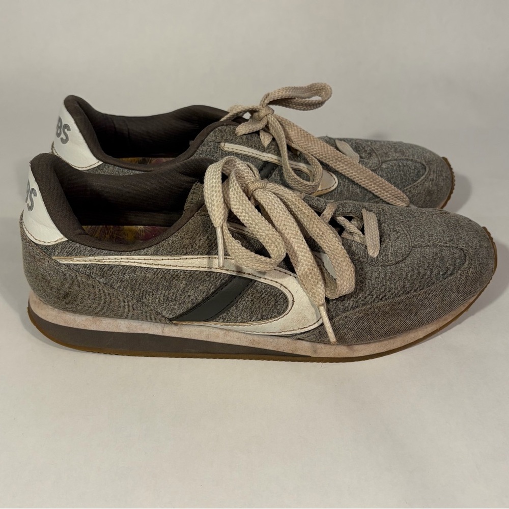 Sketchers BOBS Vintage Style Retro Knit Runner Sneakers White Laces Sz 8.5 GUC